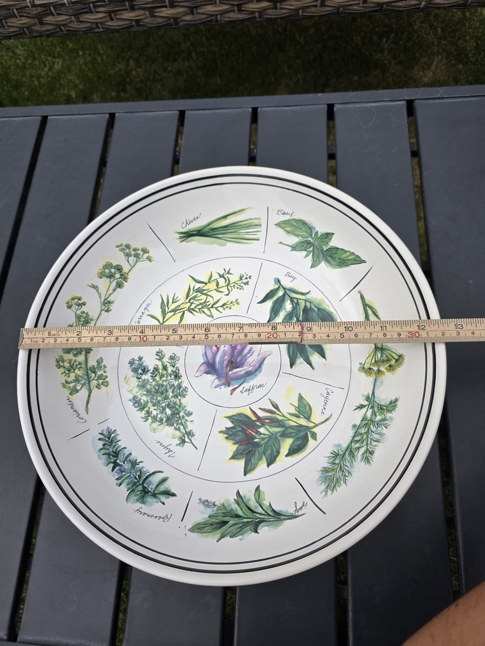 Williams Sonoma Culinary Herbs Pasta Serving Bowl 13 in Made in Portugal - Picture 3 of 6